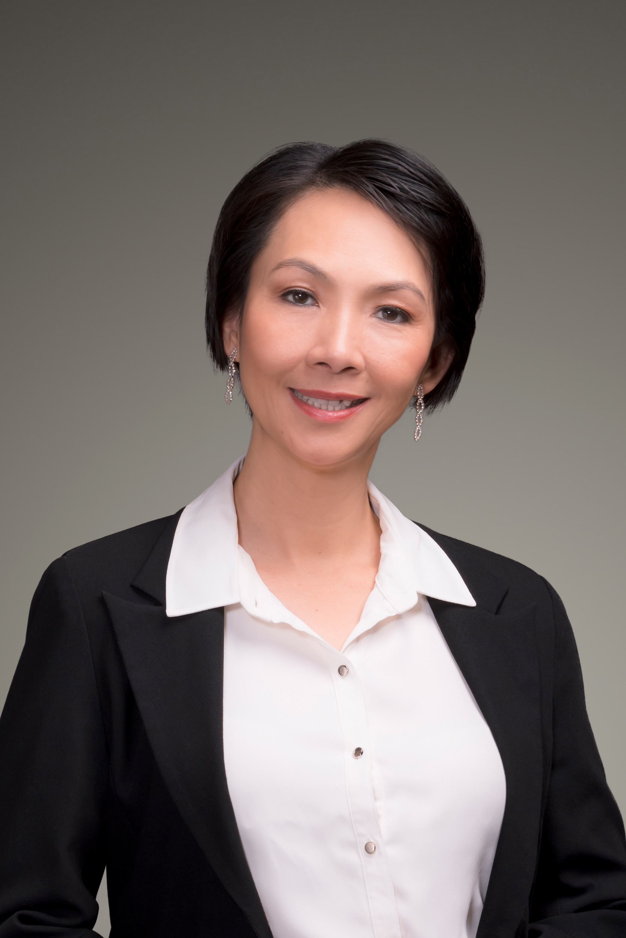 Anh Dao Tran, Realtor® with BRG Realty Corp